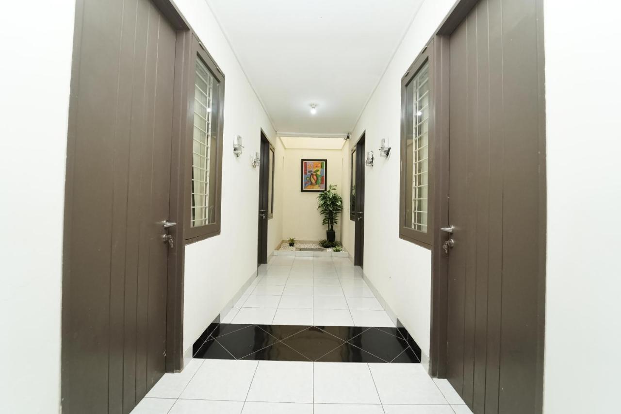Koolkost Near Universitas Prasetiya Mulya Pagedangan Extérieur photo